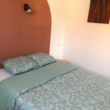 Des Hirondelles 4 A 5 Personnes Proche Europapark